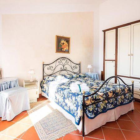 Villa Ida Bed & Breakfast Terracina Exterior foto