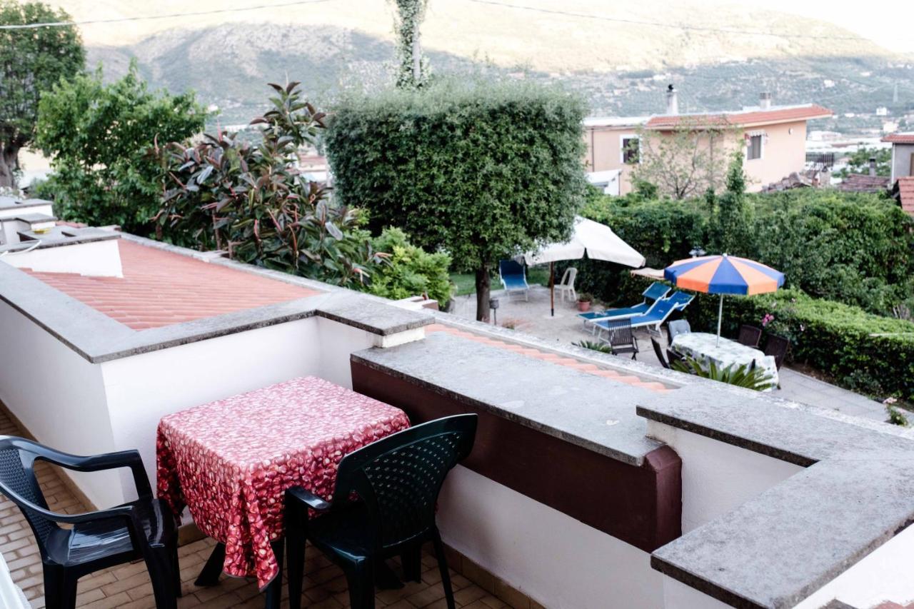 Villa Ida Bed & Breakfast Terracina Exterior foto