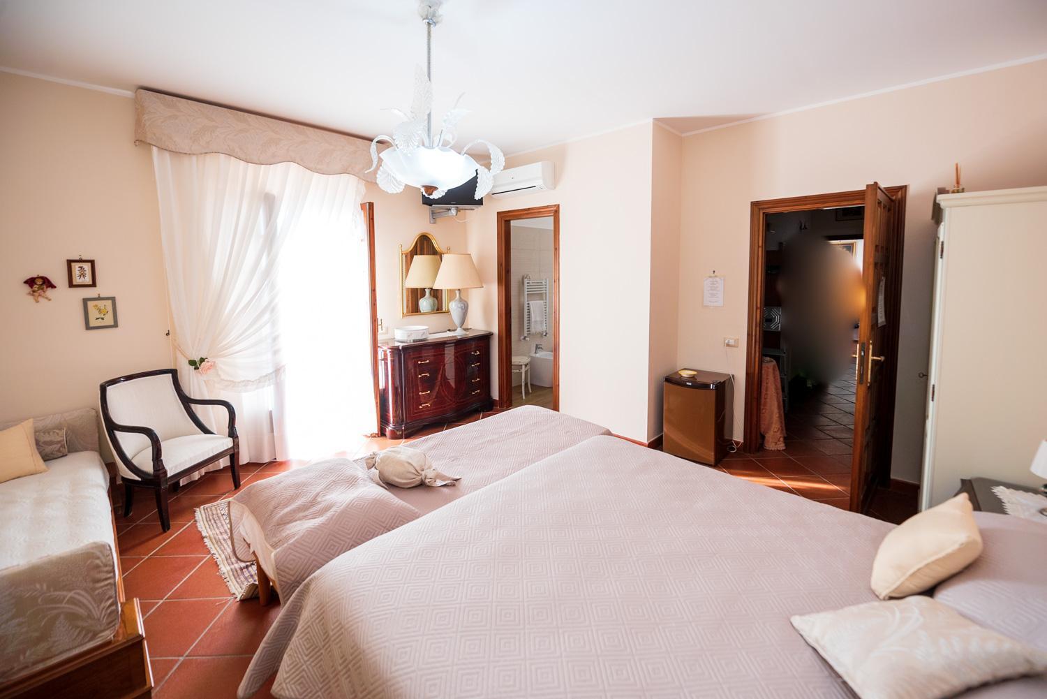 Villa Ida Bed & Breakfast Terracina Exterior foto